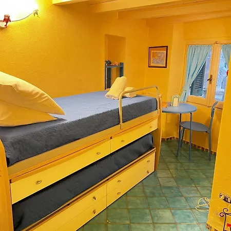 50 M From The Sea - Historic Center Of Appartamento Noli